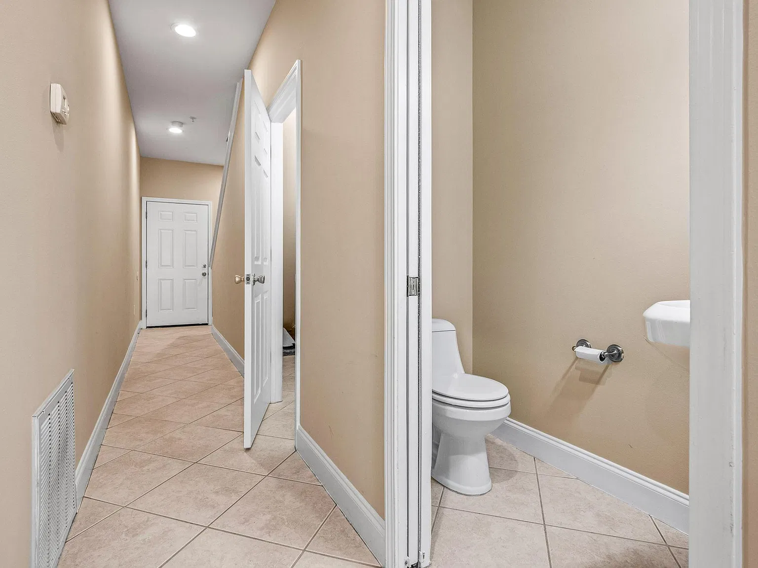 2101 Pomegranate Ct — Photo 3