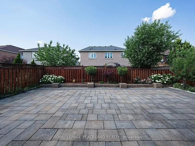 152 Flagstone Way — Photo 48