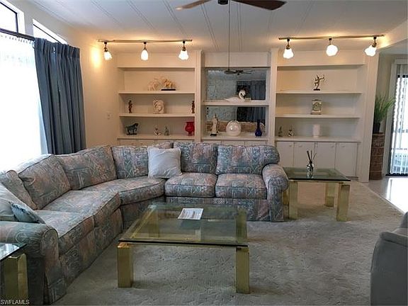 4th image of 4697 Tahiti Dr