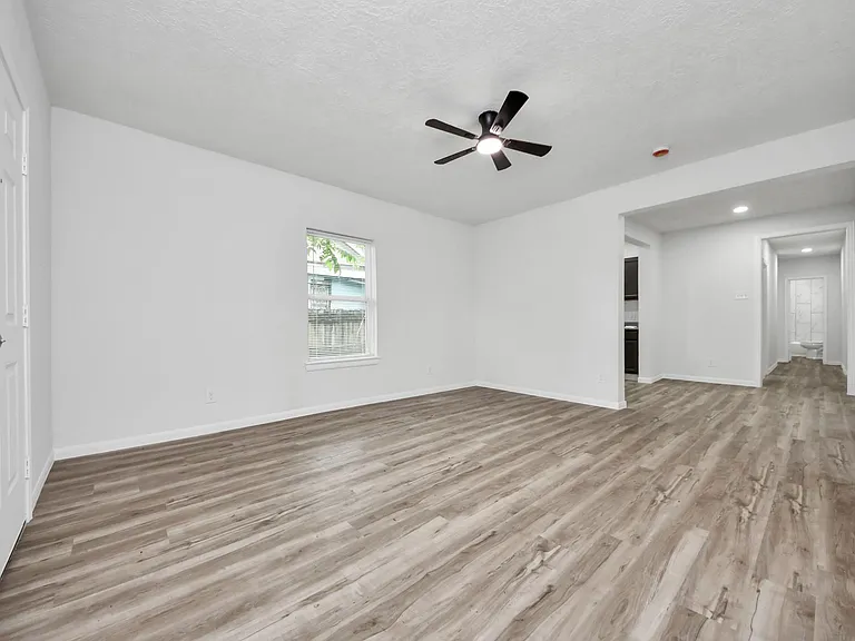 7021 Canal St #A — Photo 4