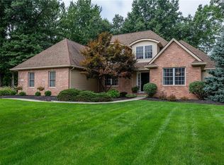 1043 Timber Trl, Grafton, OH 44044