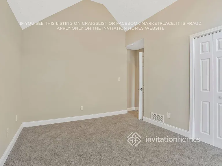 300 Jasmine Dr — Photo 5