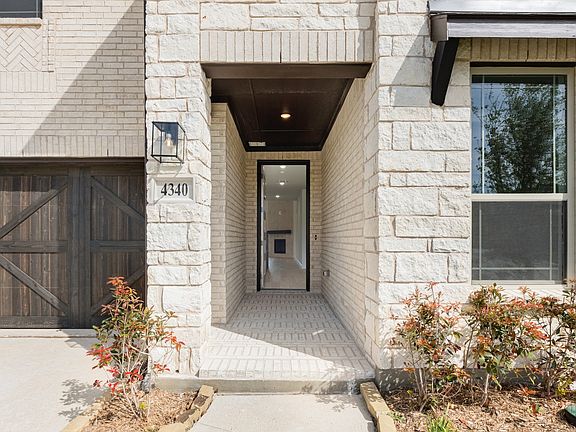 4th image of 4340 Lavina Ln
