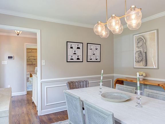 5th image of 1832 Chedworth Ct