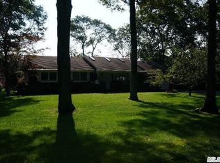 12 Eastpond Ln, Eastport, NY 11941
