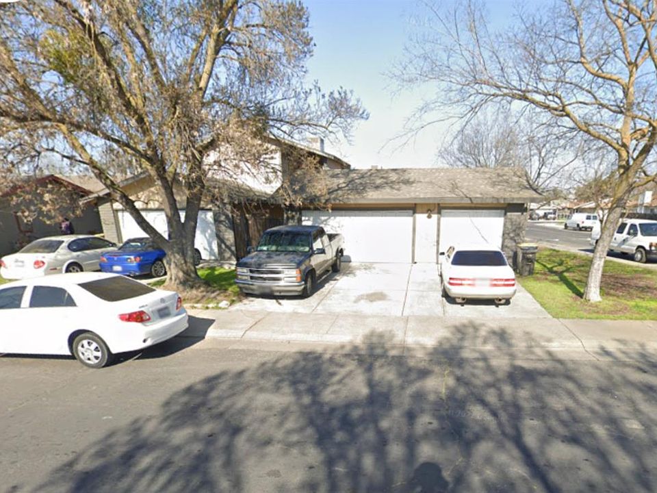 1st image of 2521-2517 Plantation Pl