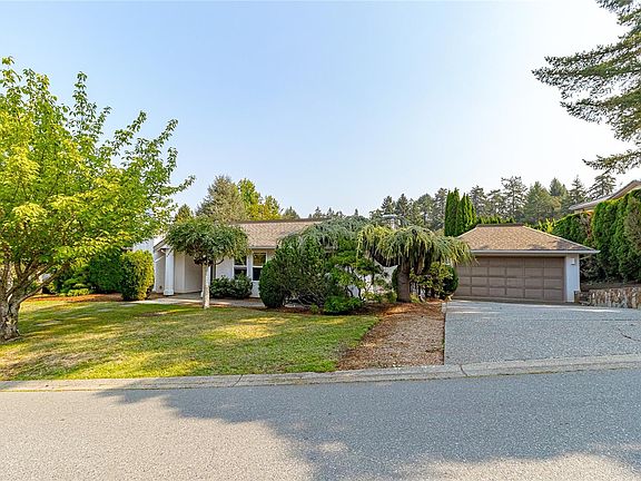 2nd image of 1096 Valewood Trl