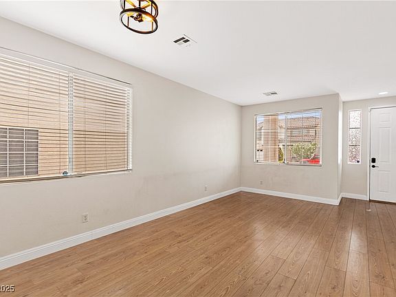 5th image of 9630 Tuscola Ct
