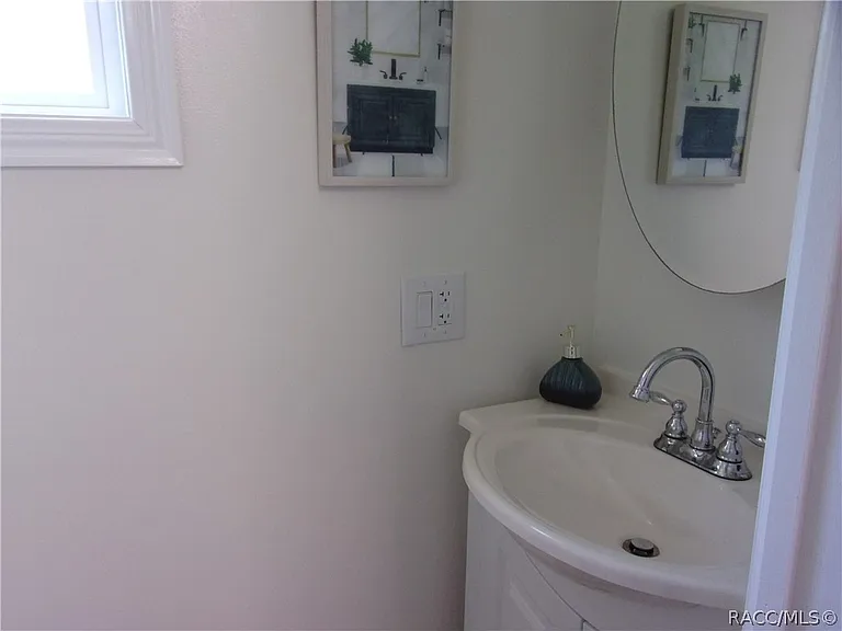 8825 W Arber Ct — Photo 13