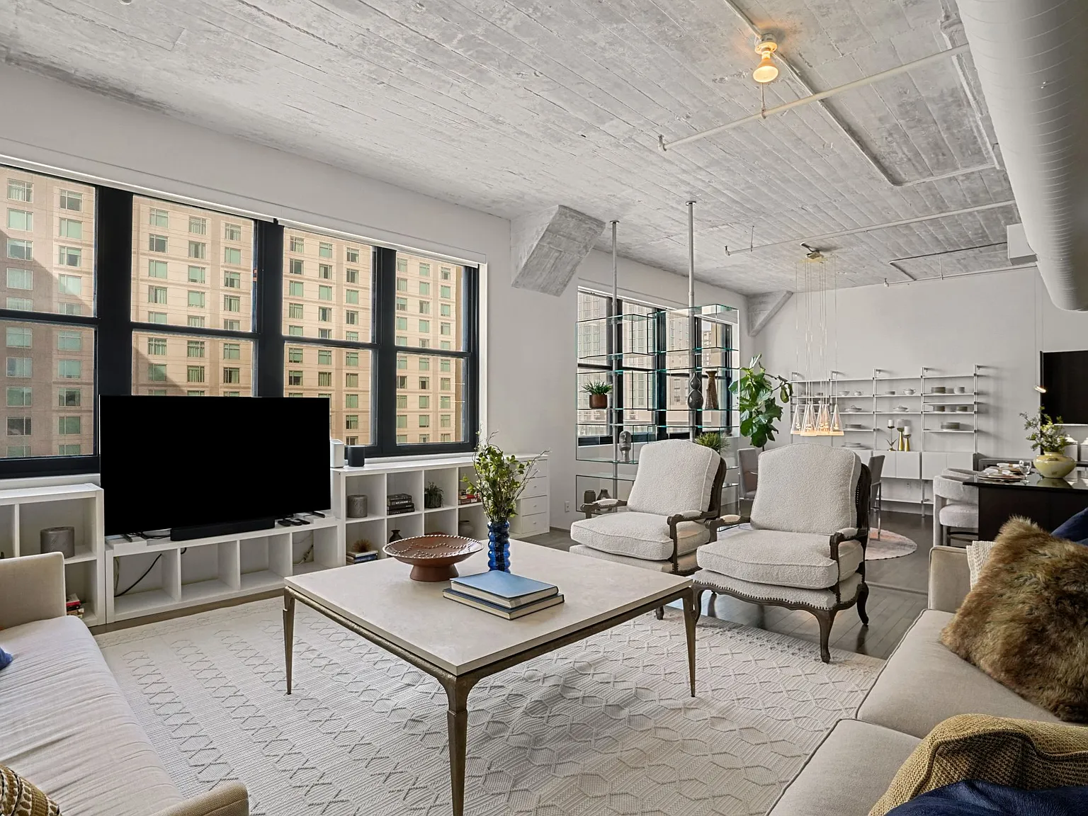 2 bed, 1719 sqft, $5,500 — Photo 2
