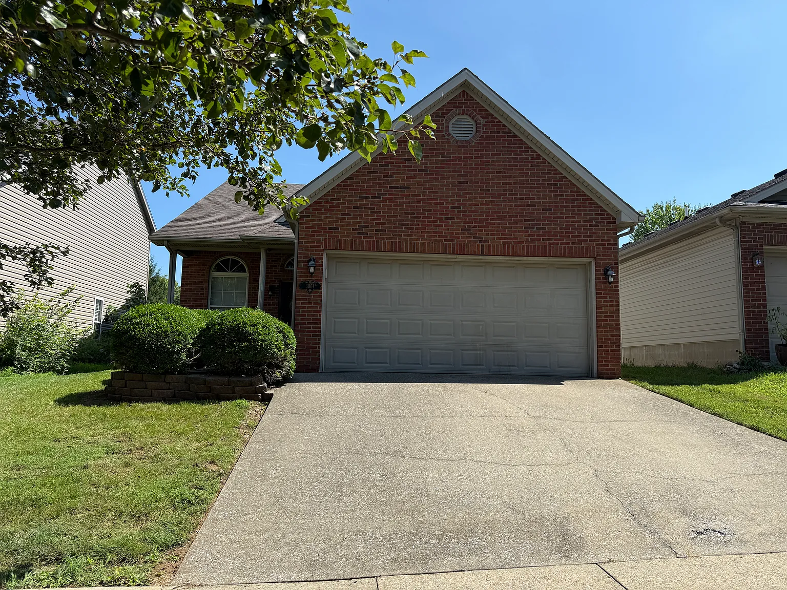 3 bed, 1477 sqft, $2,295 — Photo 1