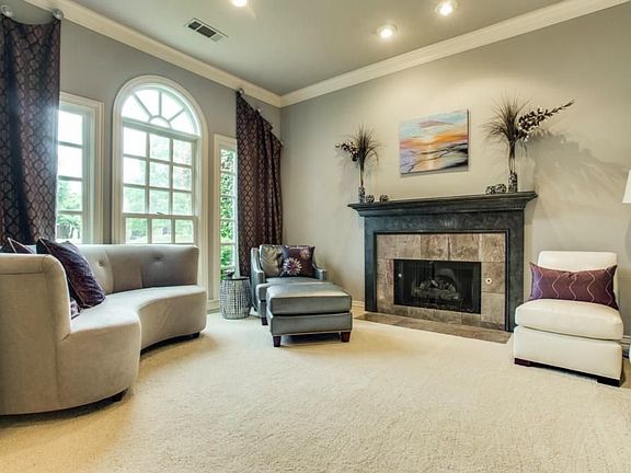 4th image of 4409 Briargrove Ln