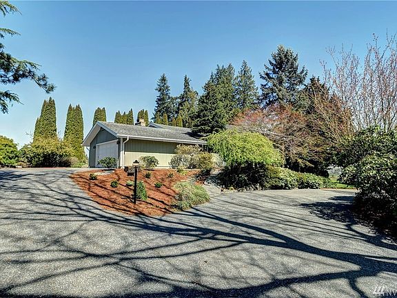 2nd image of 10170 Cummings Dr