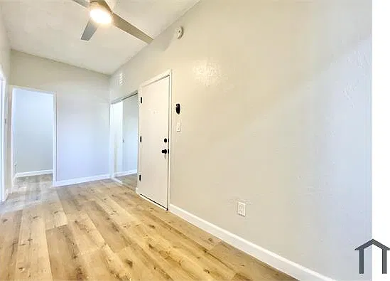 6717 S San Pedro St #9 — Photo 3