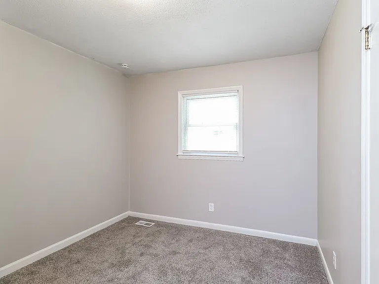 2910 Freida Ln — Photo 14