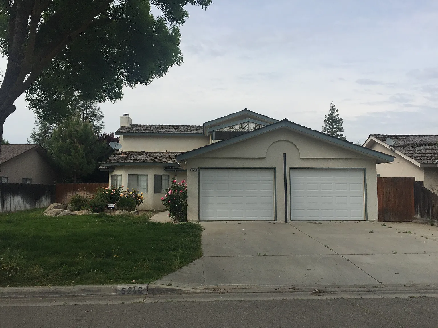 5246 W Los Altos Ave photo 1