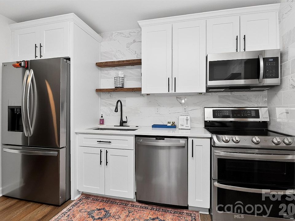 1st image of 232 Avery St