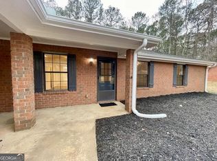 265 Handley Ct APT B, Tyrone, GA 30290