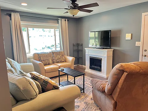 5455 N Main St #4F Photo 1