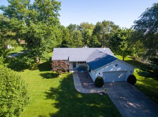 2595 N 3909th Rd, Sheridan, IL 60551