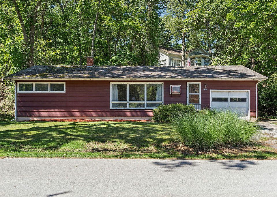 1st image of 2020 Melrose Dr