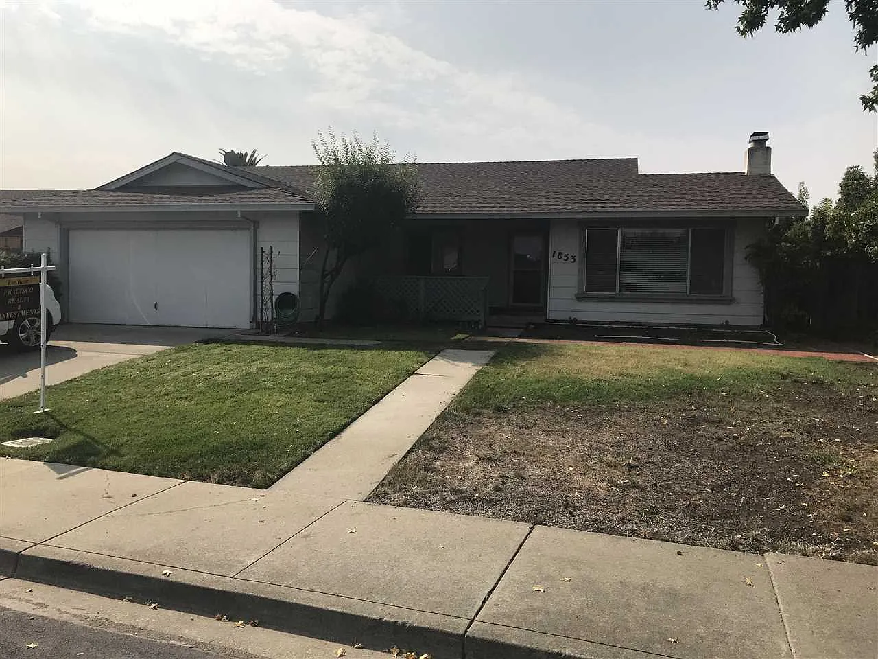 1853 De Leon Way photo 1