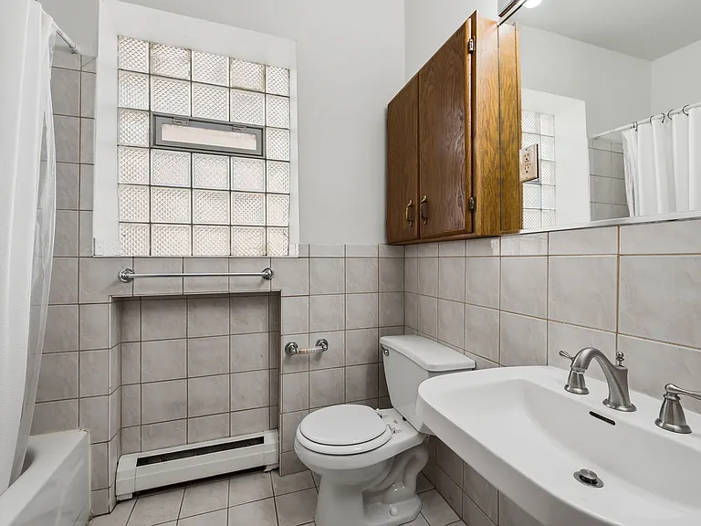 5229 S Greenwood Ave #3 — Photo 14