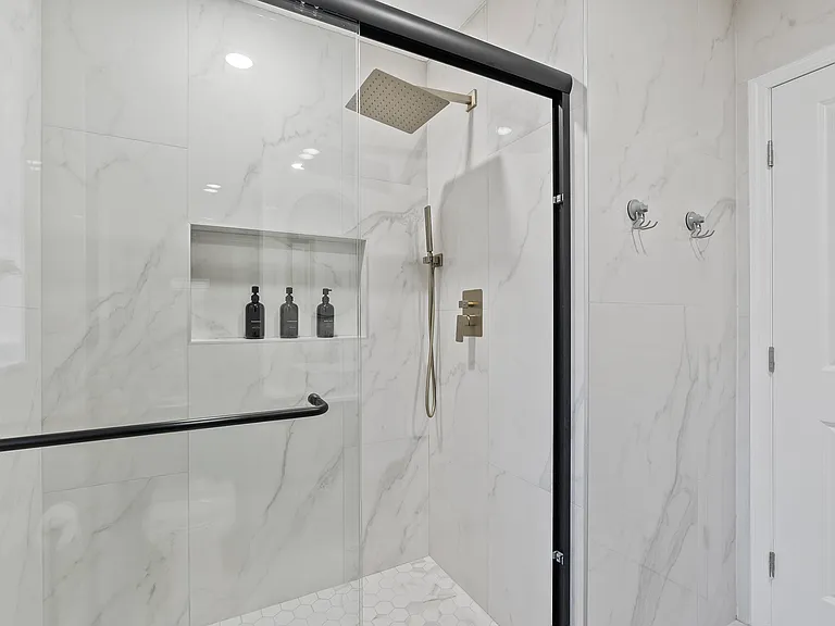 4636 Bay Crest Dr — Photo 34
