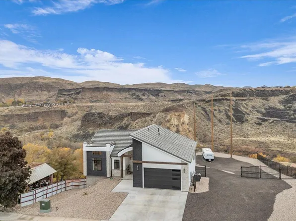 527 W 170 S, La Verkin, UT 84745