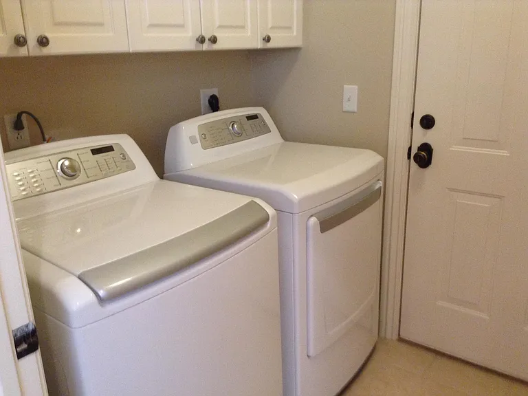 229 Stillwood Dr #6A — Photo 13