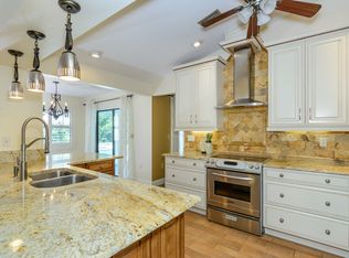 2271 Toniwood Ln, Palm Harbor, FL 34685