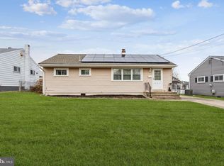 207 Bailey Ave, Maple Shade, NJ 08052