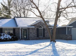 2000 Wynfield Dr, Columbia, MO 65203