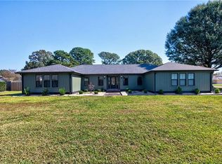 2420 Blue Castle Ln, Virginia Beach, VA 23454