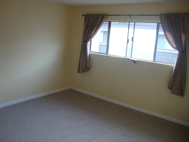 3733 N Harbor Blvd — Photo 7