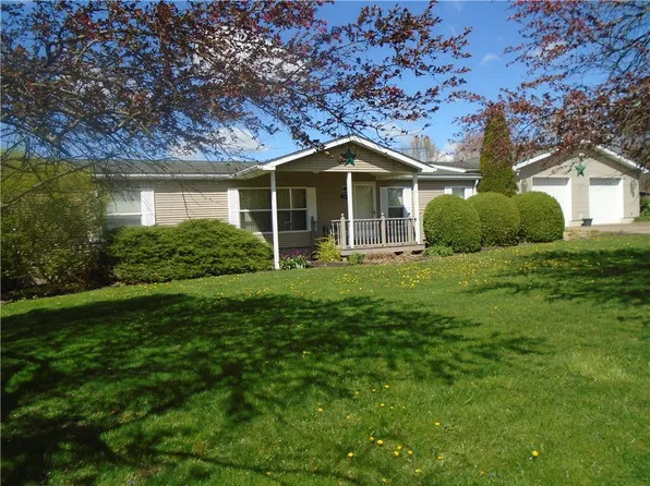 107 Oak Dr, Jefferson, PA 15344