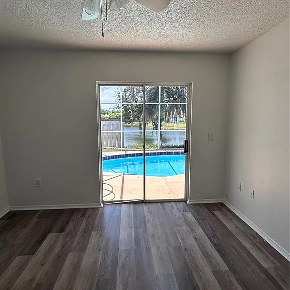 2608 Spring Hill Dr — Photo 29