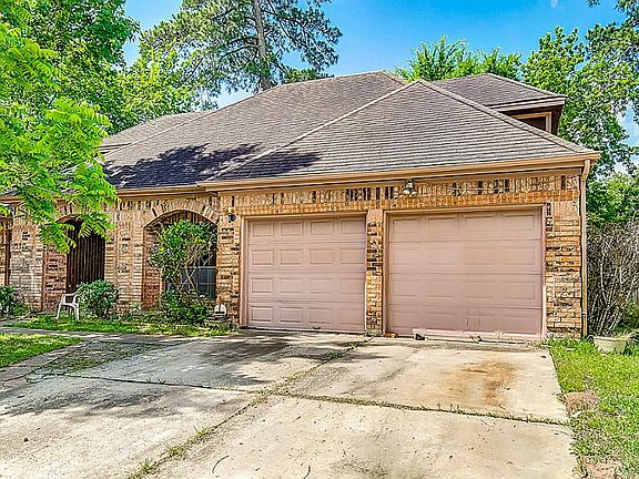 2nd image of 20703 Jasperwood Dr
