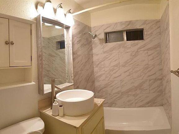4th image of 1329 Highland Ave #1329