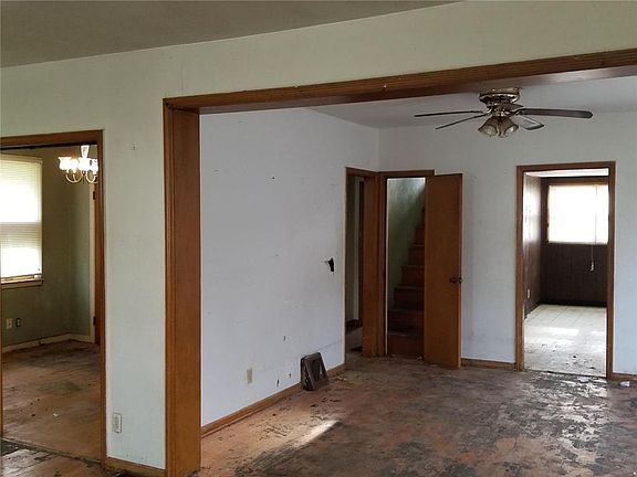 2nd image of 5005 College Ave