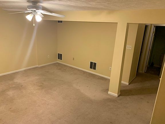 5th image of 1256 Quaker Ridge Dr