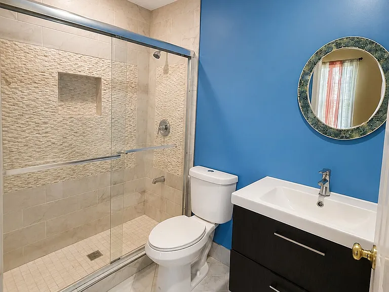 6103 Beddingfield Ct — Photo 7