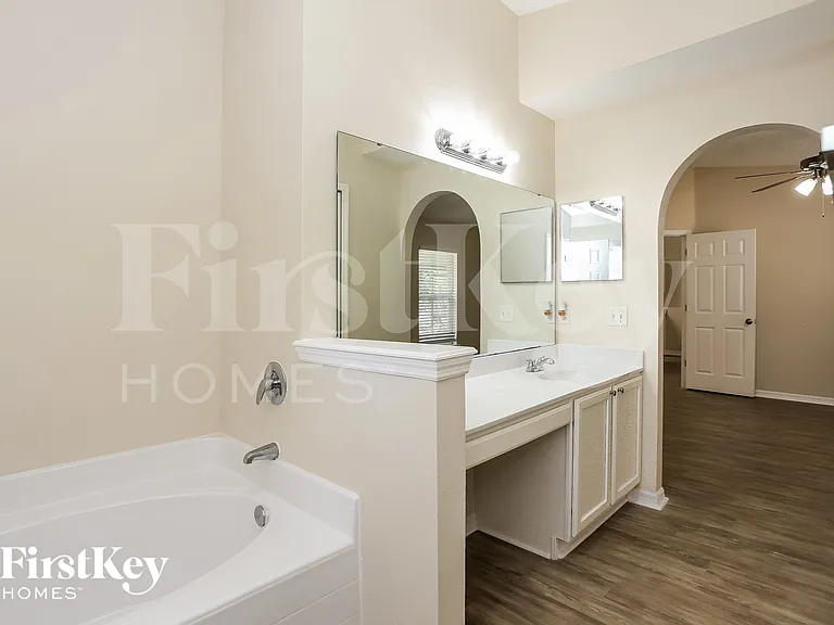 2540 Sunrise Ridge Ln — Photo 11