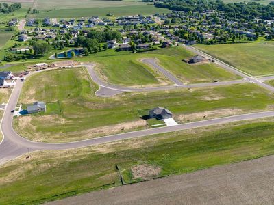 6 Willow Trl, Crooks, SD, 57020