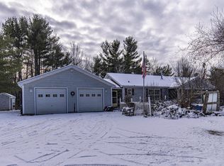 37 Wildwood Estates Dr, Holden, ME 04429