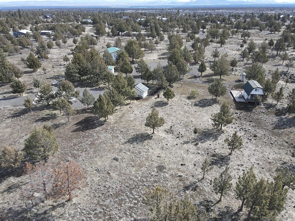 1st image of 5630 SW Knoll Dr