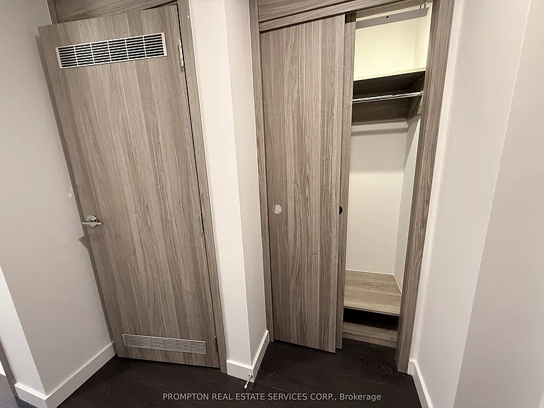 18 Esther Shiner Blvd #1107 — Photo 5