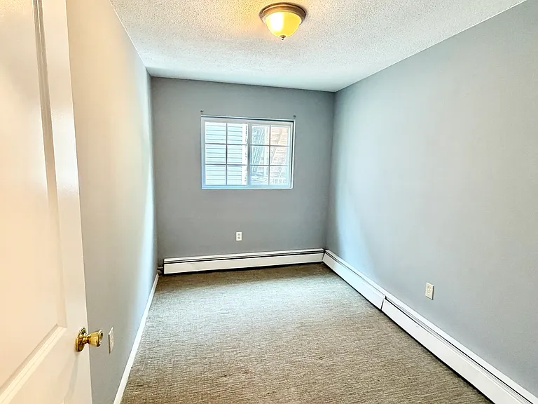 71 Williams St #B — Photo 7