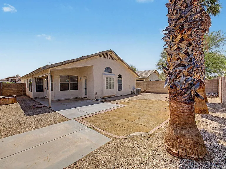 12570 W Desert Flower Rd — Photo 26