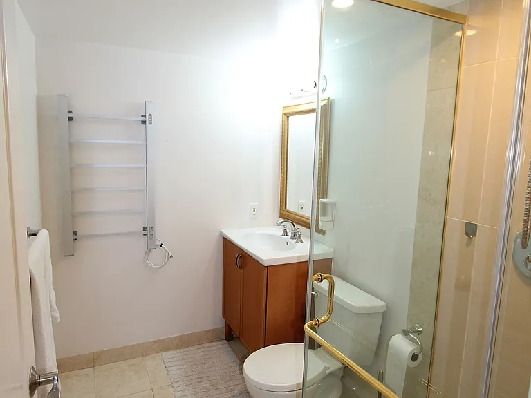 10 Yonge St #2904 — Photo 5
